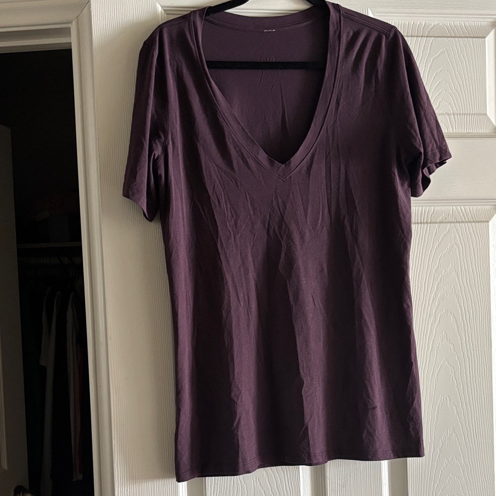 lululemon athletica Deep Purple V-Neck Tee
